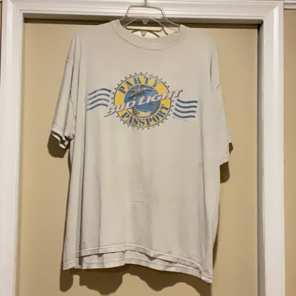 Vintage Bud Light Cream Short Sleeve graphic Tee